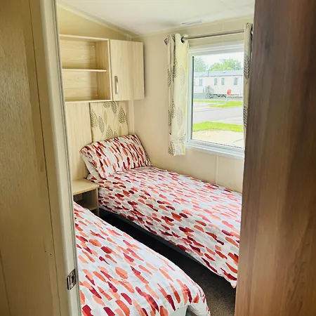 Flamingoland Land Private Caravan A051 Willows Grove Camping Kirby Misperton