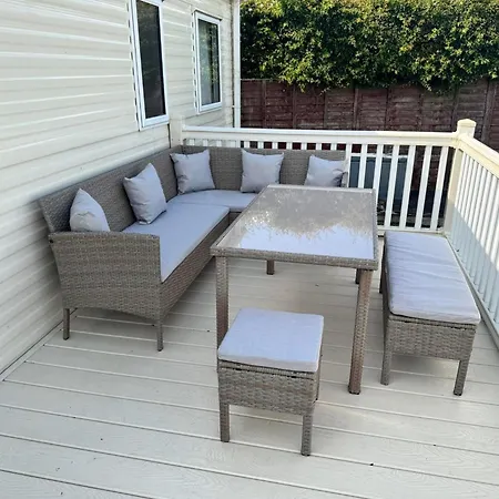 Campsite Flamingoland Land Private Caravan A051 Willows Grove *